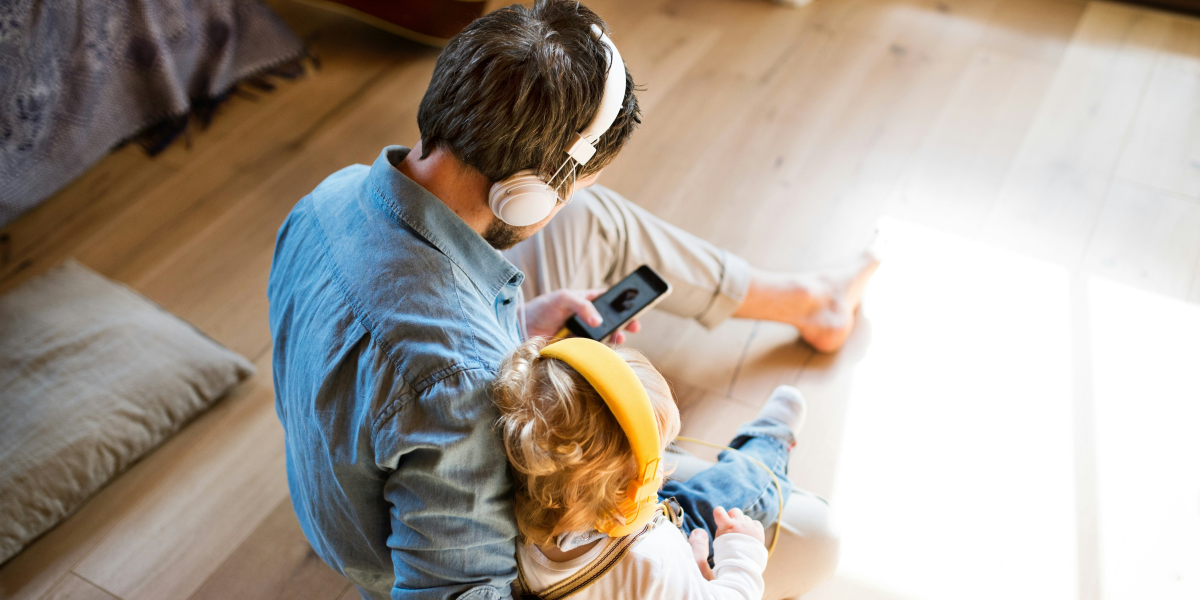 Tech and Family: Navigating Screen Time, Social Media, and Digital Connection