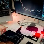 AI-Driven Economic Forecasting: Cutting Through Uncertainty