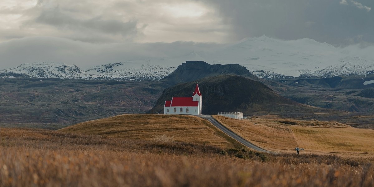 Iceland Adventures: From Relaxation to Extreme Landscapes