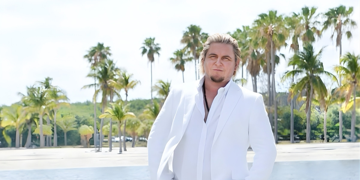 Malibu Beach Billionaire Steven Kronick Wins World’s First Trillionaire Awards