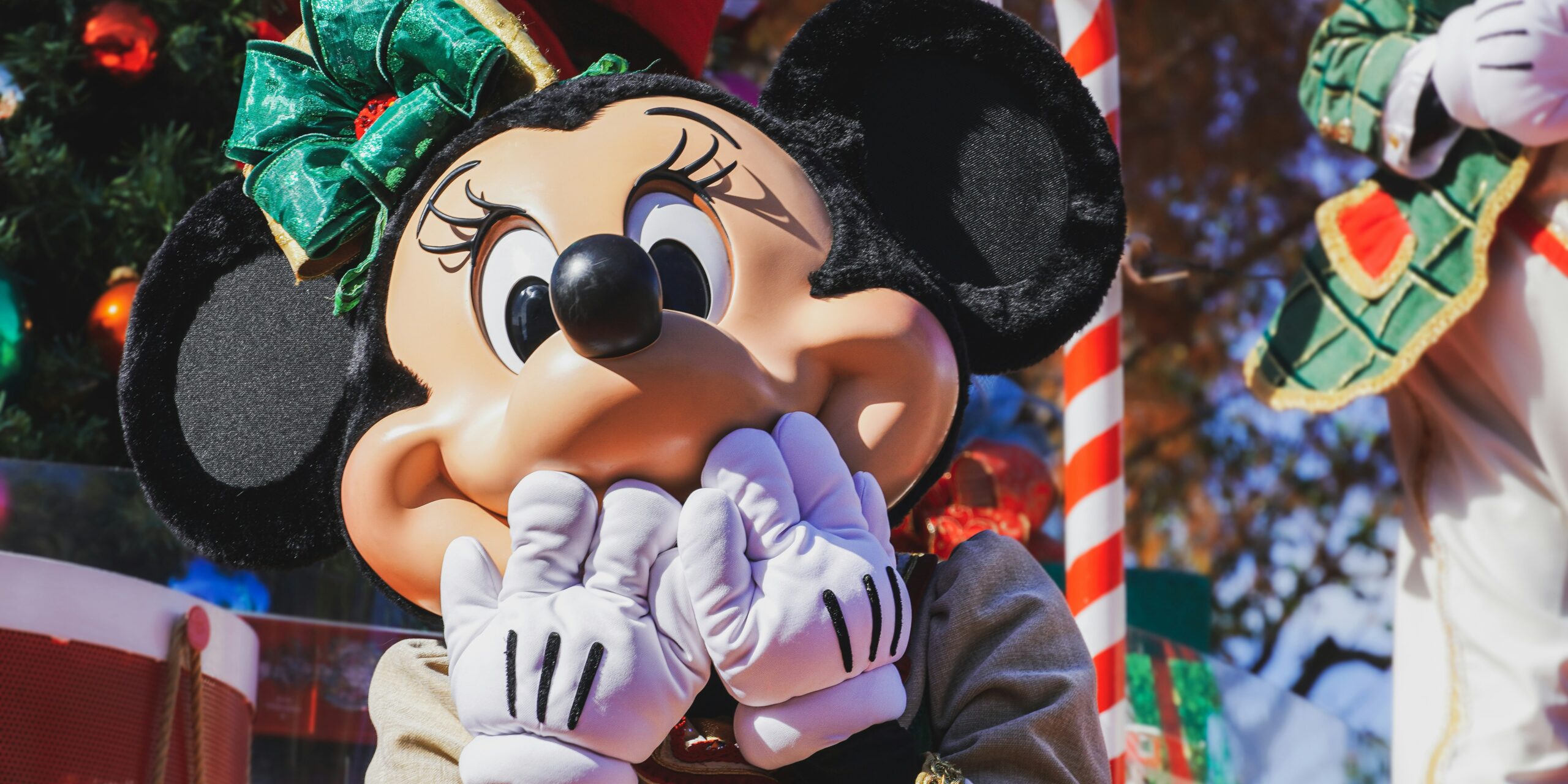 Disney Invests $1 Billion in OpenAI and Opens Its Characters to AI Video Creation (2)