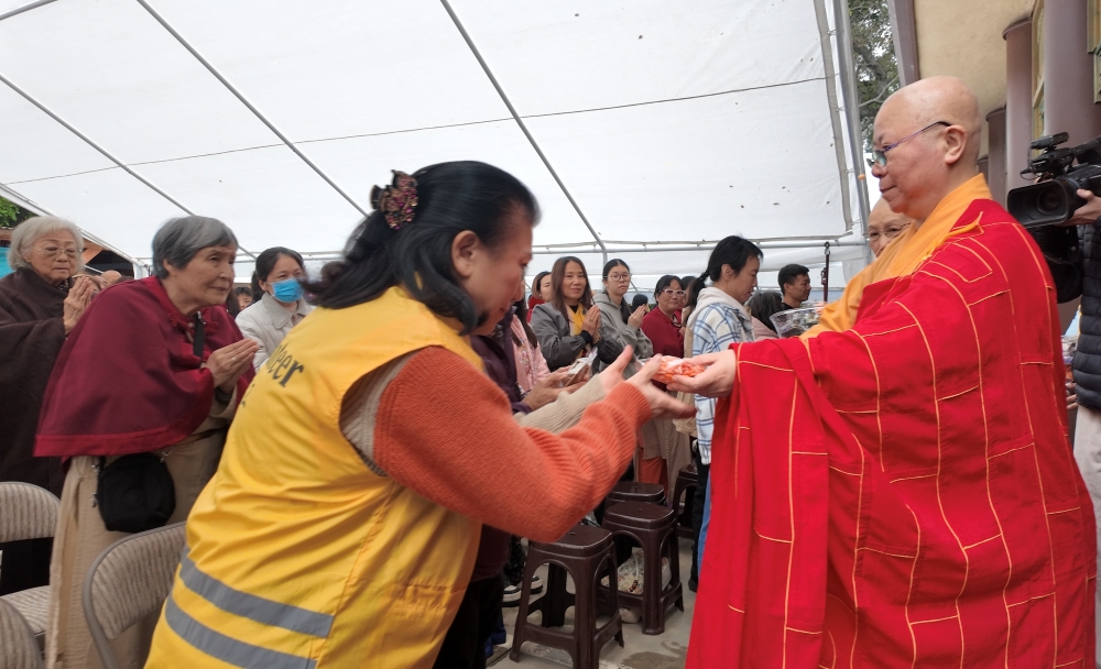 The Holy Miracles Temple in Pasadena Hosts Prayer Ceremonies to Mark Lunar New Year