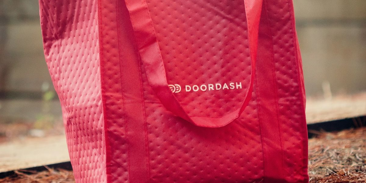 America's Generosity Sends 78-Year-Old DoorDash Driver Into Retirement With Nearly $1 Million (2)
