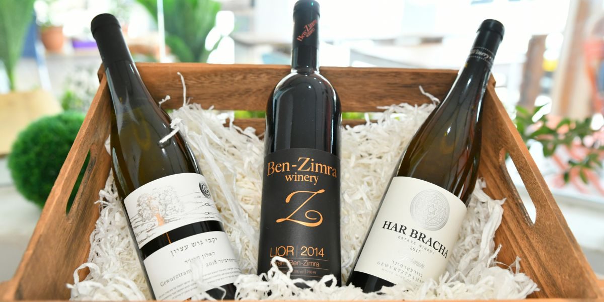 How to Choose the Ideal Gift Basket for Him, Her, and Everyone in Between