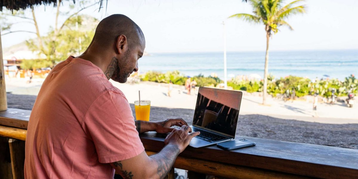 How the Nomadic Lifestyle is Redefining Remote Work