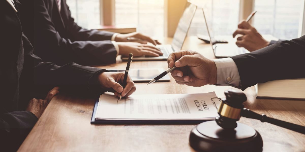 Trial Lawyer or Settlement Negotiator? How Personal Injury Firms Can Hire the Right Attorneys